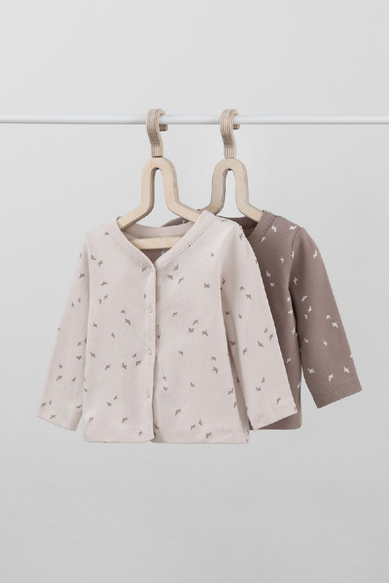 Кофточка для малышей