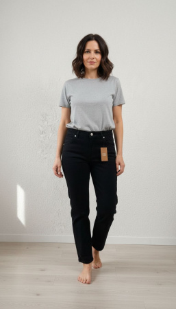 Джинсы женские